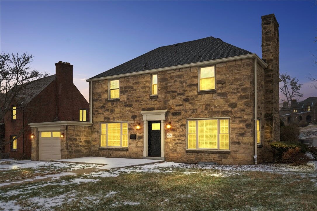 Property Photo: 604 Arden Lane PA 15243