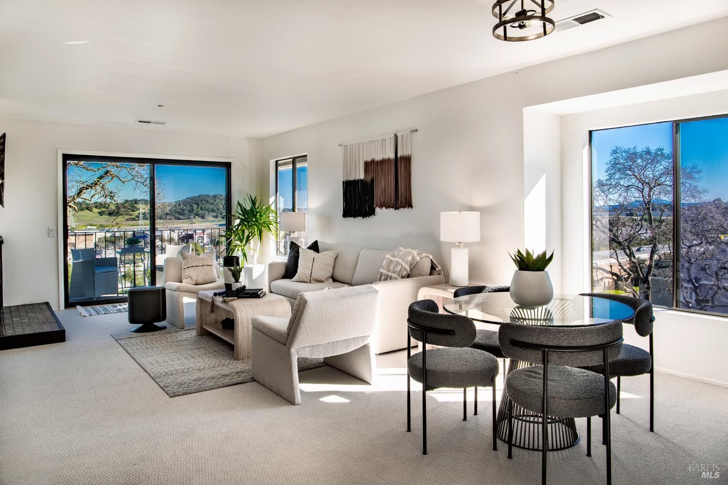 Property Photo: 18 Margarita Terrace CA 94947