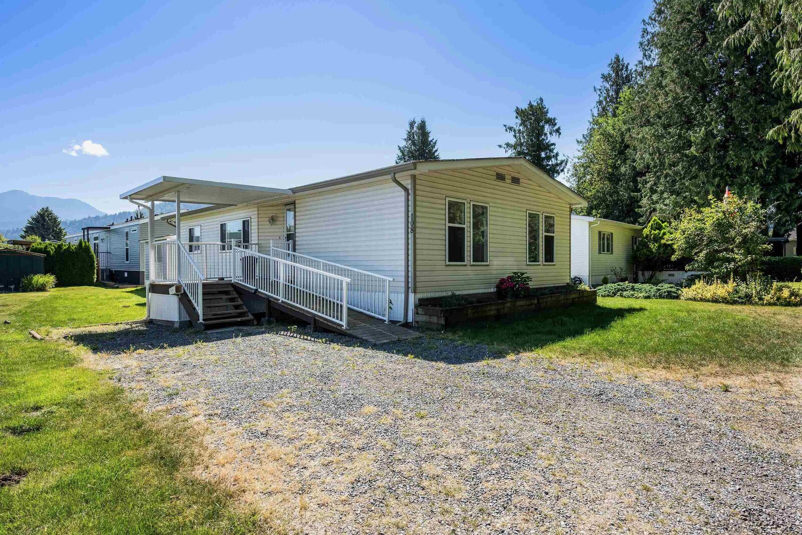 Photo de la propriété:  6035 Vedder Road 108  BC V2R 1C5 