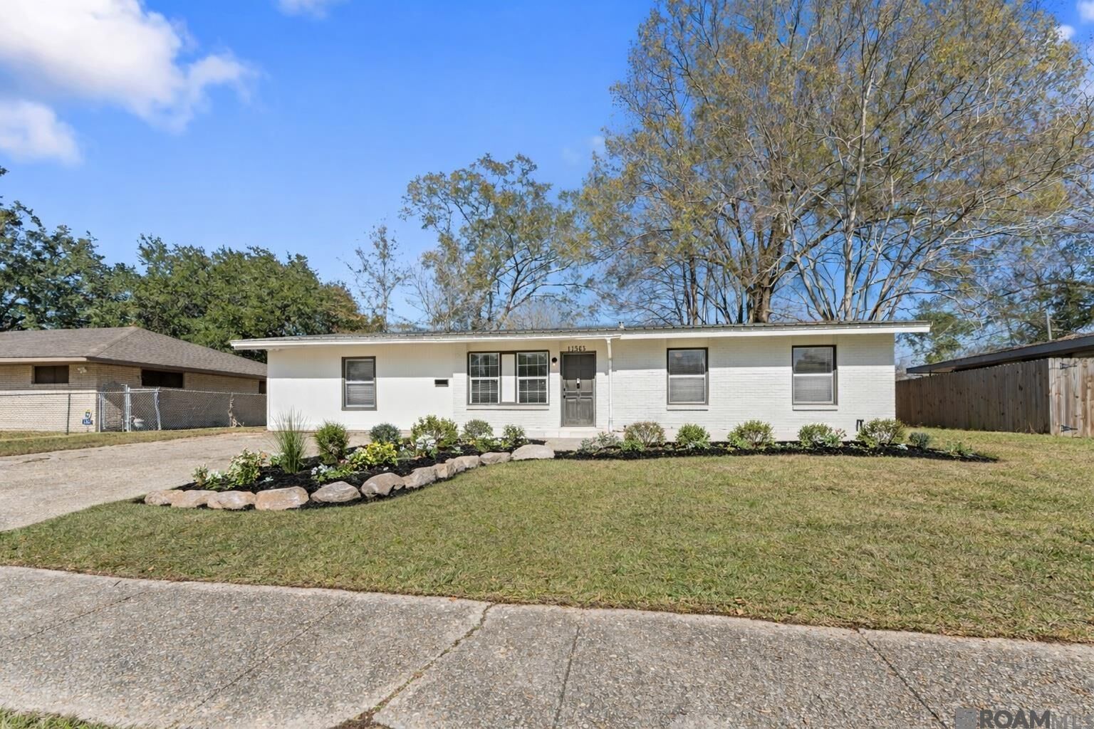 Property Photo:  11543 Glenda Dr  LA 70815 