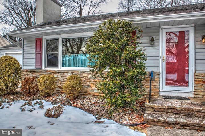 Property Photo:  133 Villanova Drive  NJ 08648 