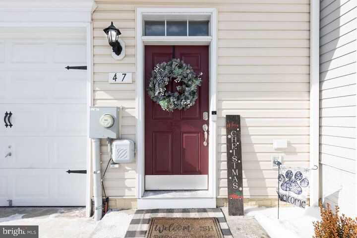 Property Photo: 47 Landis Court WV 25419