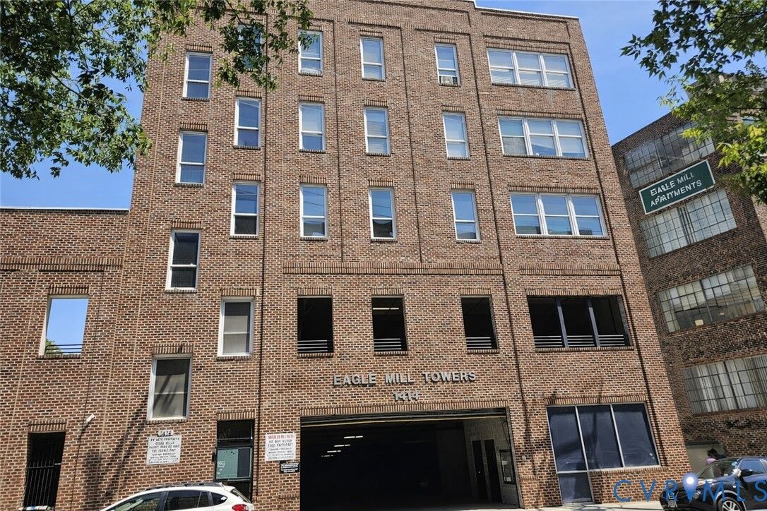 Property Photo: 1414 W Marshall Street U301 VA 23220