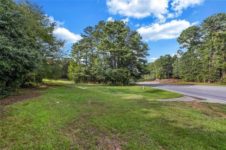 Property Photo: 6845 Old National Highway GA 30349