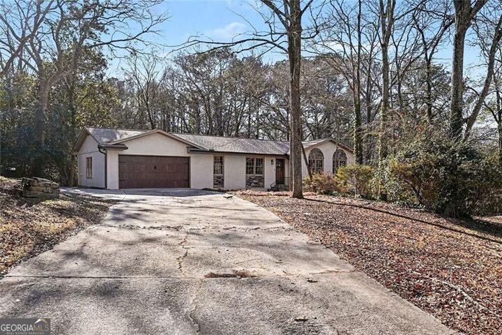 Property Photo:  2304 Rolling Acres Court SW  GA 30094 