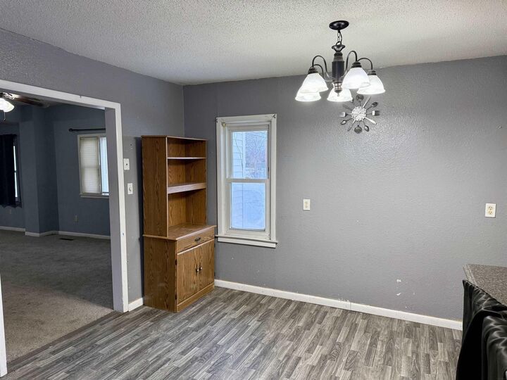 Property Photo:  523 6th Street  IA 50602 