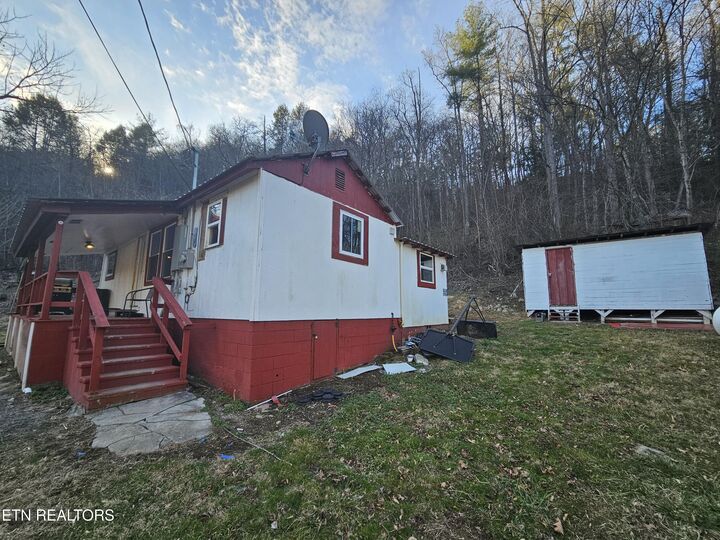 Property Photo: 147 Highway 107 N TN 37727