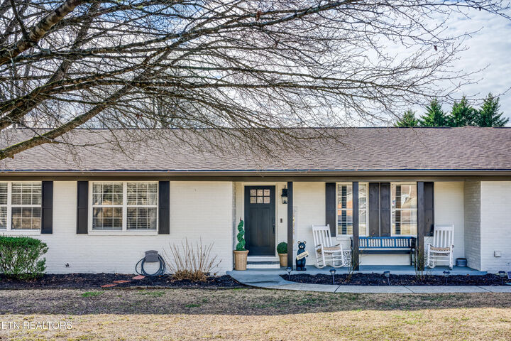 Property Photo: 817 Montvue Ave Ave TN 37763