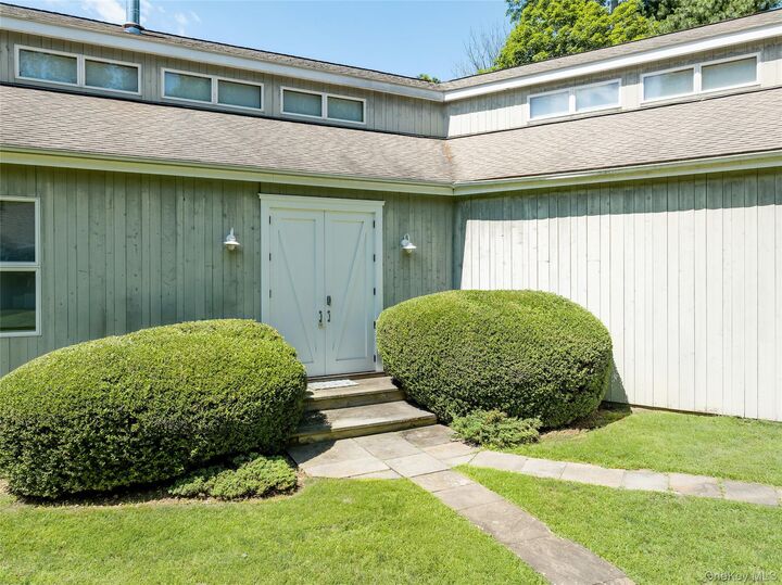 Property Photo:  64 Pound Ridge Road  NY 10576 