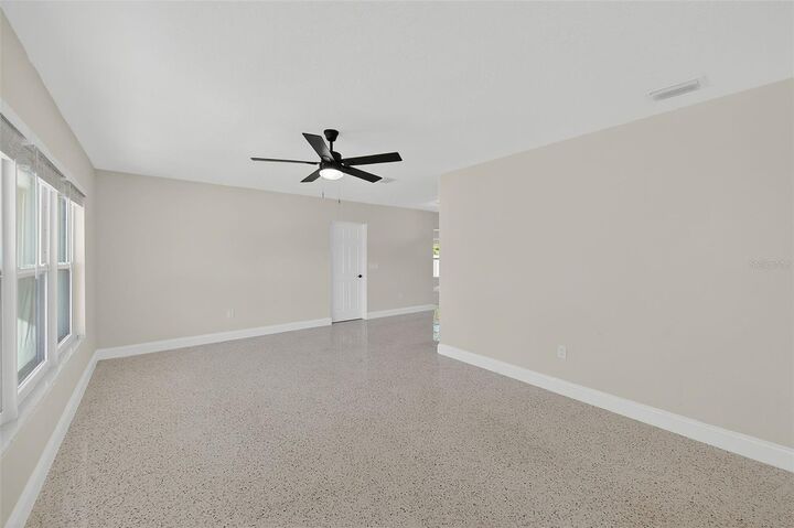 Property Photo:  1604 Sherwood Street  FL 33755 