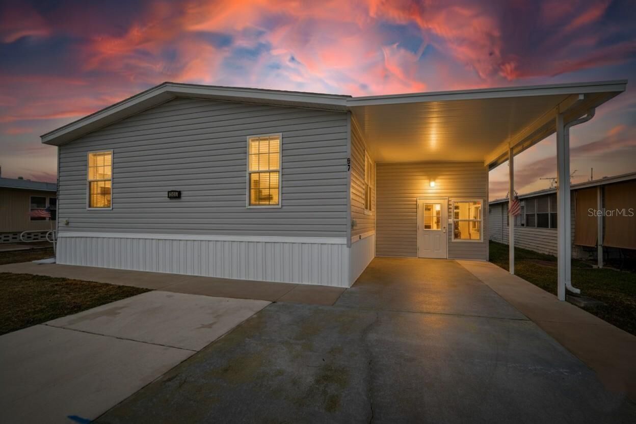 Property Photo:  34543 Petunia Place  FL 33541 