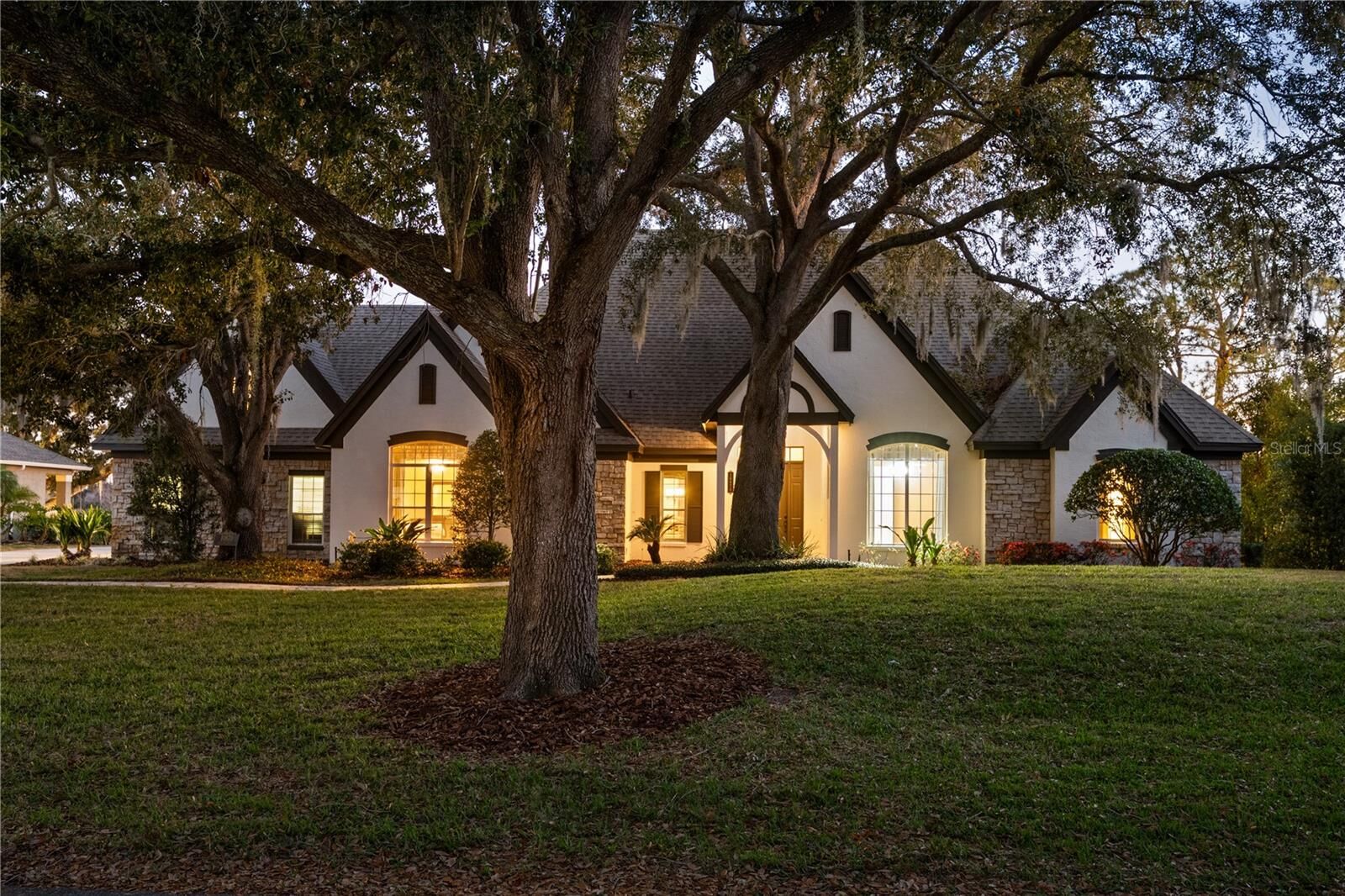 Property Photo:  10870 Bayshore Drive  FL 34786 