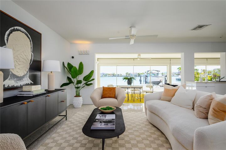 Property Photo:  440 64th Avenue  FL 33706 