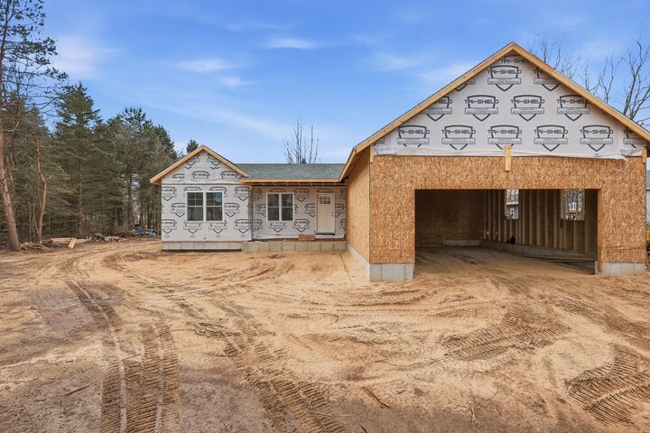 Property Photo:  644 Willow Street  MI 49329 