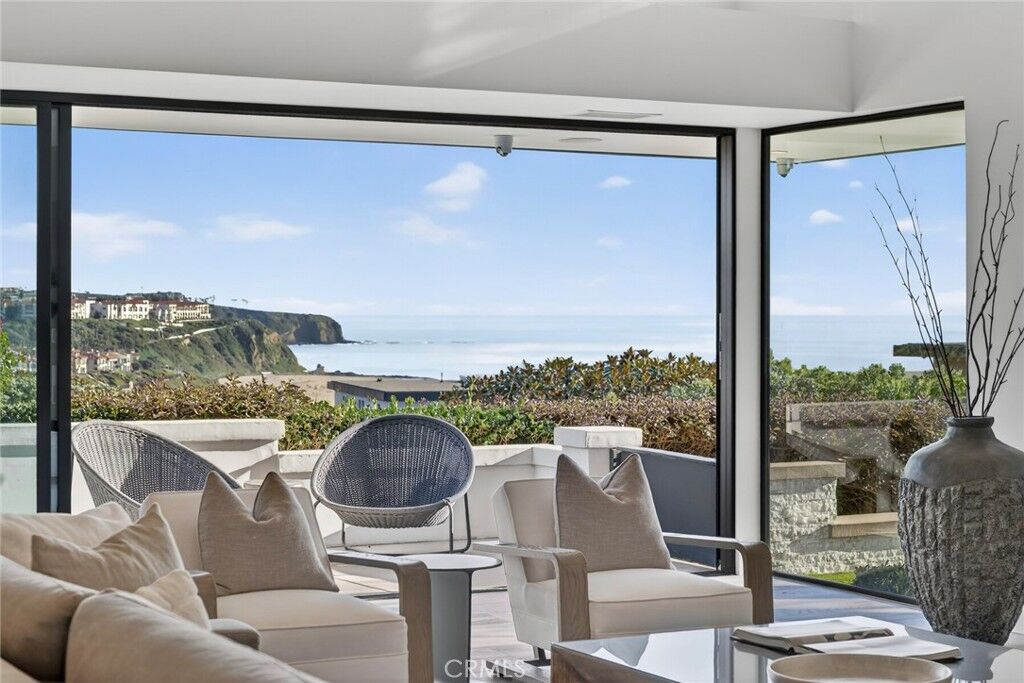 Property Photo: 17 Monarch Bay CA 92629