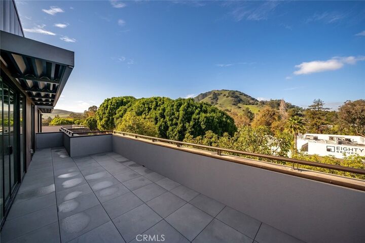 Property Photo:  581 Higuera Street 309  CA 93401 
