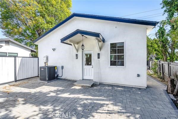 Property Photo:  8503 Louise  CA 91325 