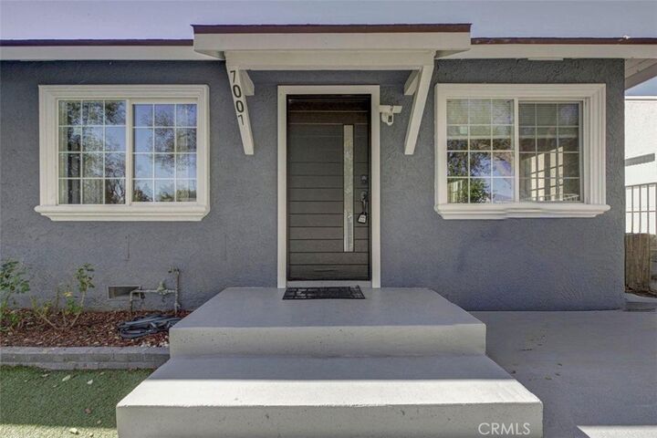 Property Photo:  7007 Murietta Avenue  CA 91405 