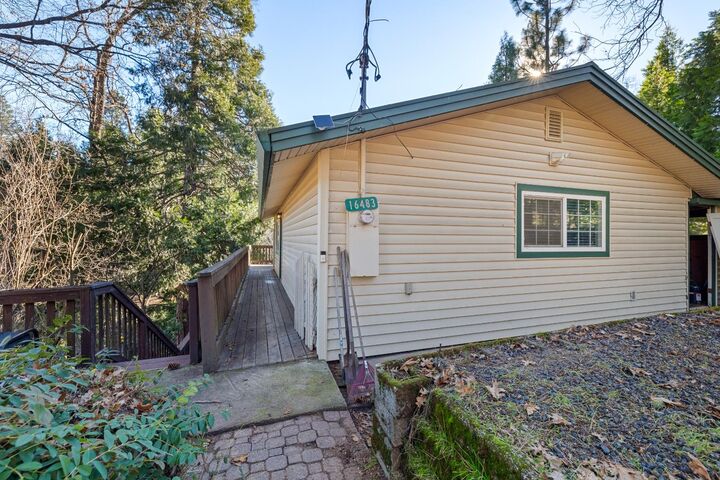 Property Photo:  16483 Creekside Drive  CA 95370 