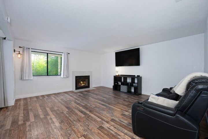 Property Photo:  3955 Stonegate Court  CA 95650 