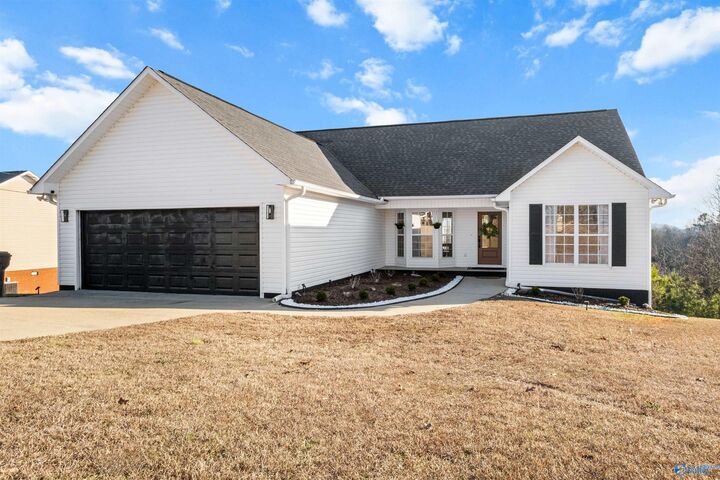 Property Photo:  2071 Leota Road  AL 35907 