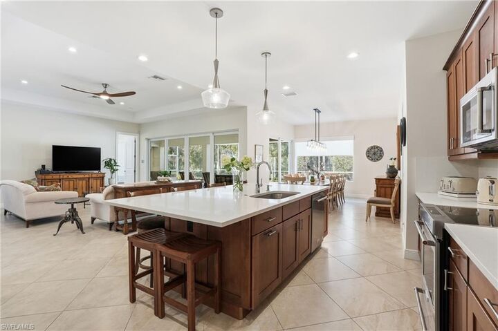 Property Photo:  3707 5th Ave SW  FL 34117 