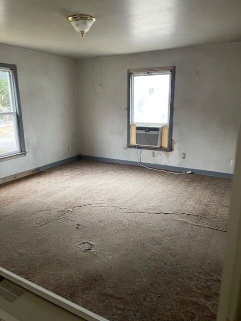 Property Photo:  421 S Washington Street  AR 72761 