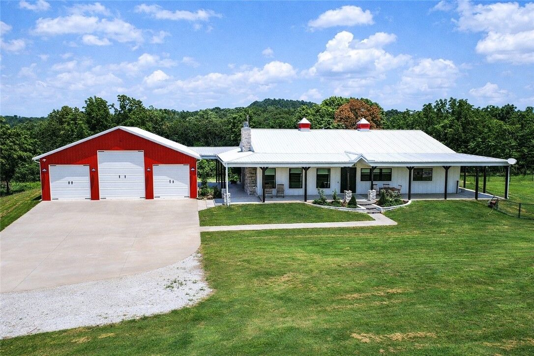 Property Photo:  16453 Rocky Dell Road  AR 72736 