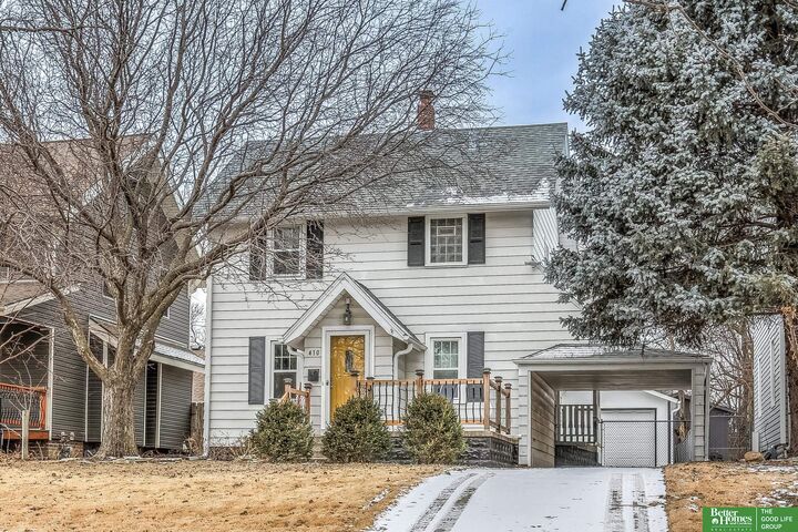 Property Photo:  410 S 48th Avenue  NE 68132 