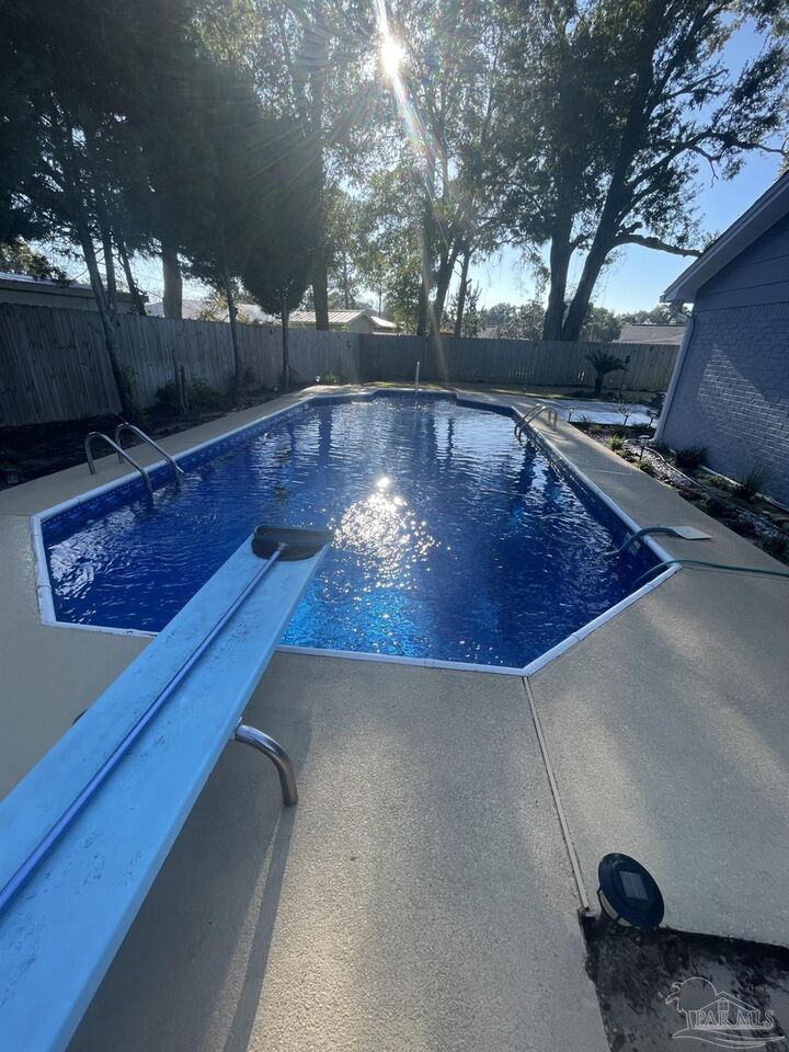 Property Photo:  4560 Shadesview Dr  FL 32504 