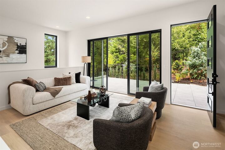 Property Photo: 278 118th Avenue SE WA 98005