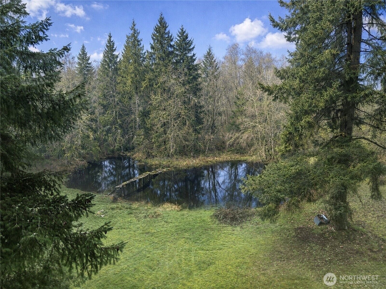 Property Photo: 24124 94th Avenue E WA 98338