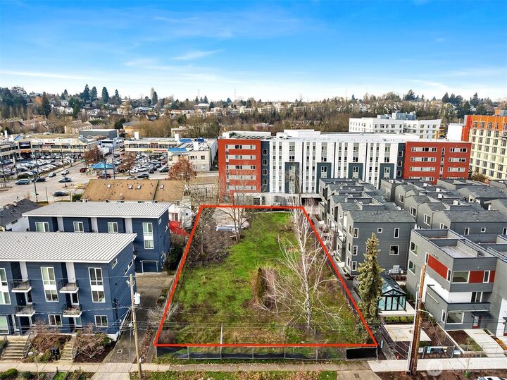Property Photo:  7001  42nd Avenue  WA 98118 