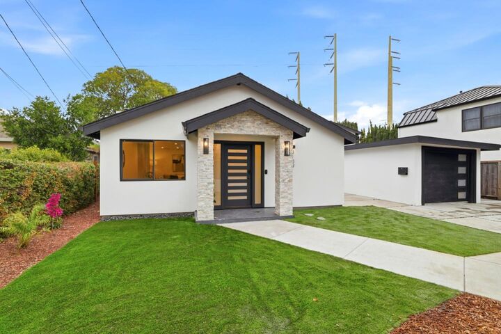 Property Photo:  3109 Maddux Drive  CA 94303 