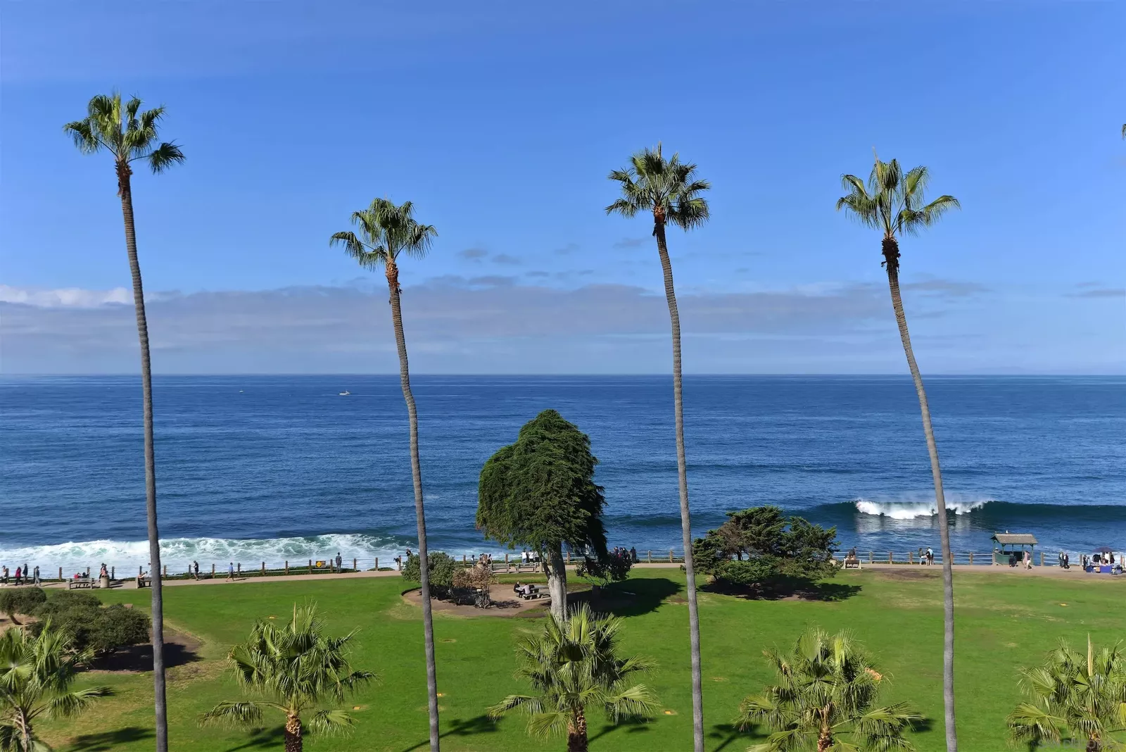 Property Photo: 7757 Eads B4 CA 92037