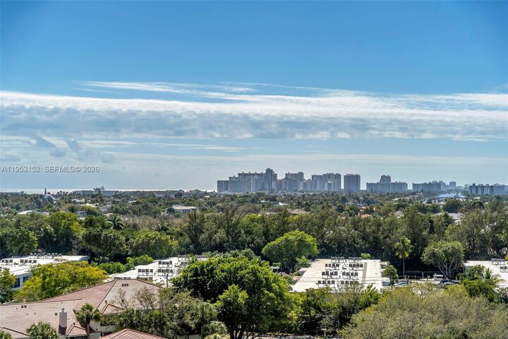 Property Photo: 3200 N Port Royale Dr N 1006 FL 33308