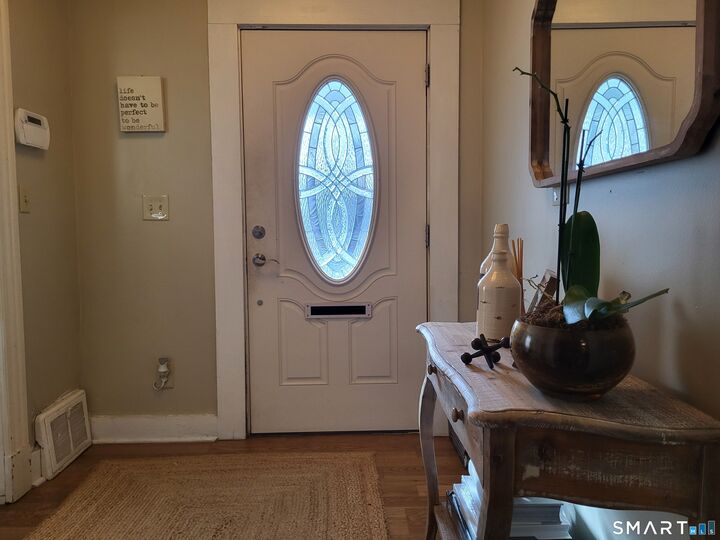 Property Photo:  110 Darby Street  CT 06002 