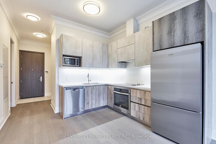 Property Photo:  25 Water Walk Drive 115  ON L6G 0G3 