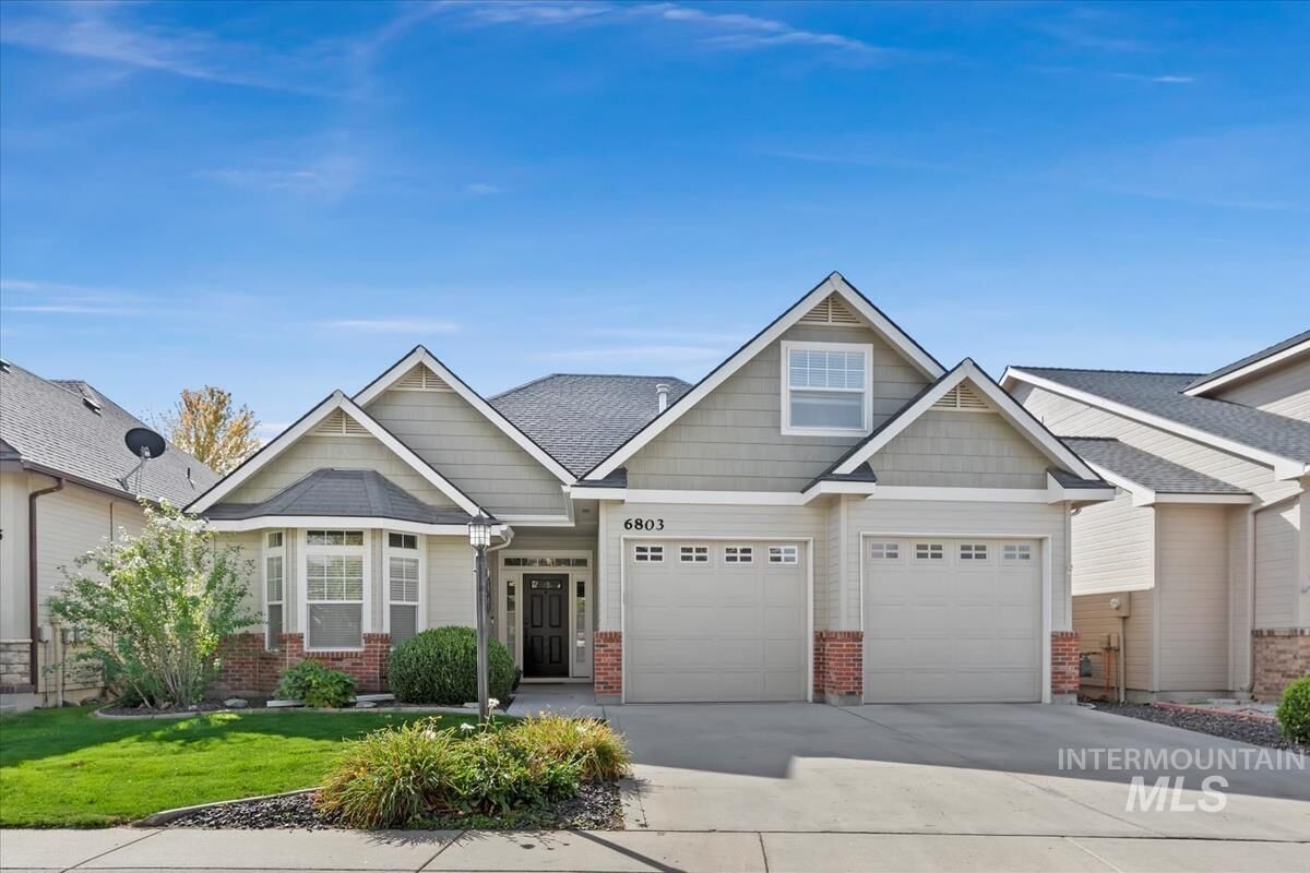 Property Photo:  6803 E Greens Dr  ID 83687 