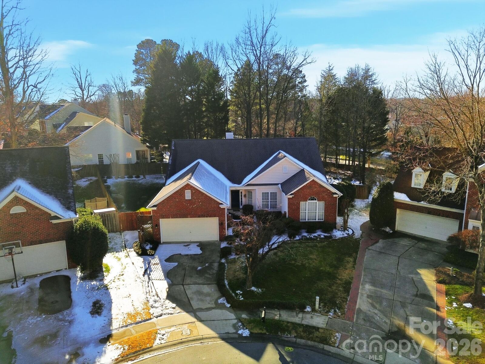 Property Photo:  5906 Vireo Court  NC 28269 