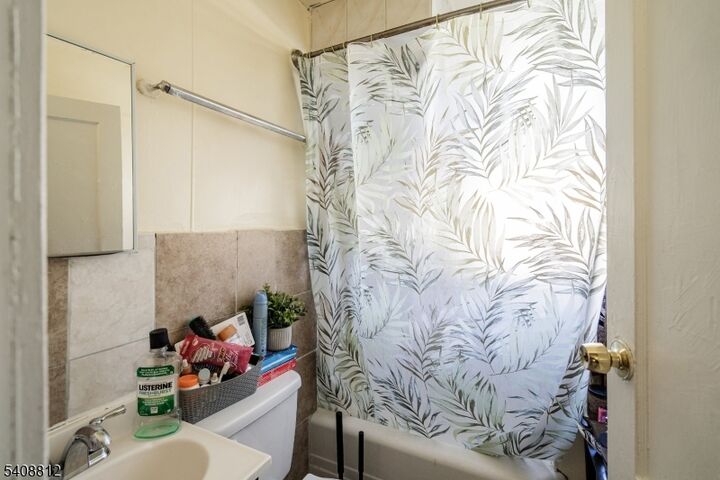 Property Photo:  11 Mercer St  NJ 07524 