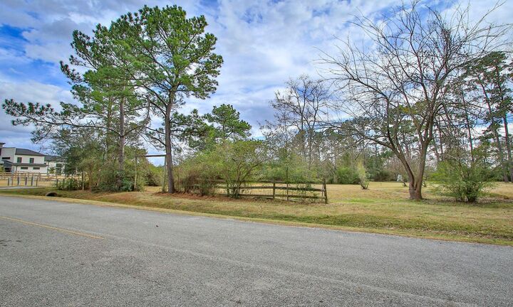 Property Photo:  0 Indian Trails Drive  TX 77375 