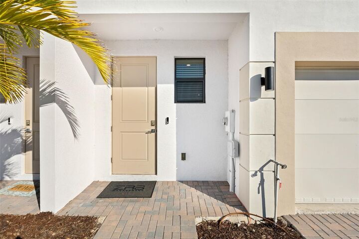 Property Photo: 14527 Stellar Place FL 34202