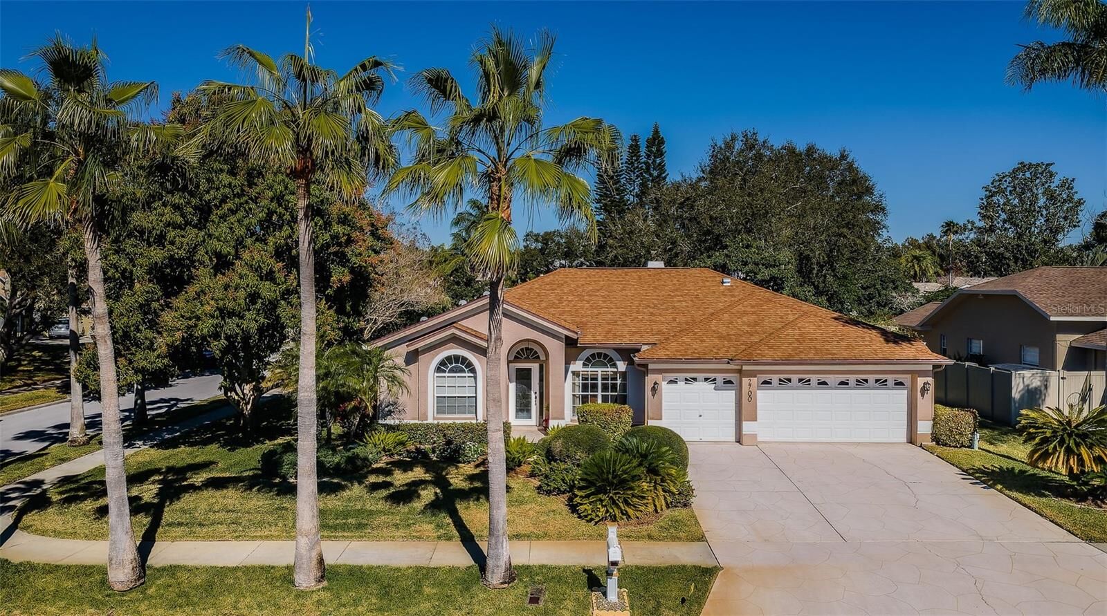 Property Photo:  2700 Jarvis Circle  FL 34683 