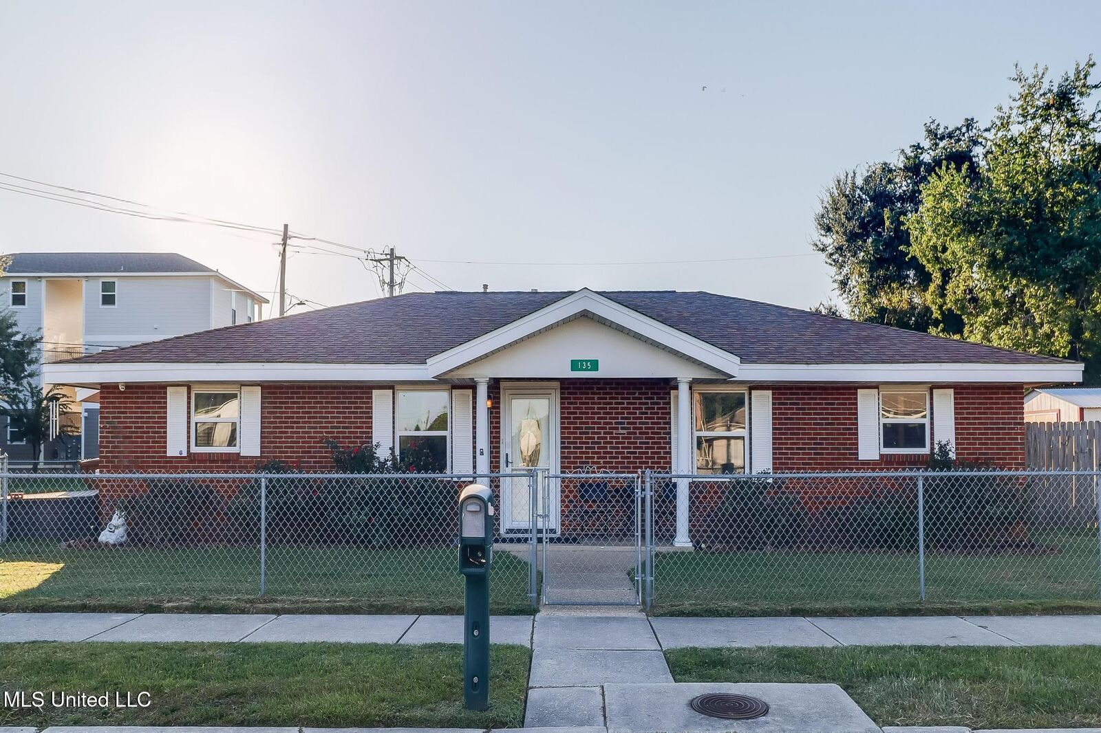 Property Photo:  135 Pine Grove Avenue  MS 39531 