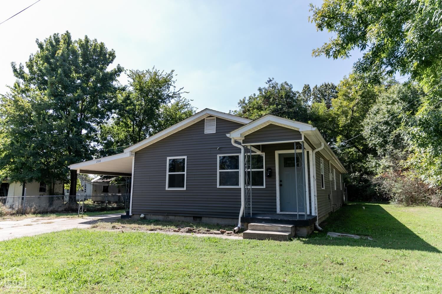 Property Photo:  208 N 7th Avenue  AR 72450 