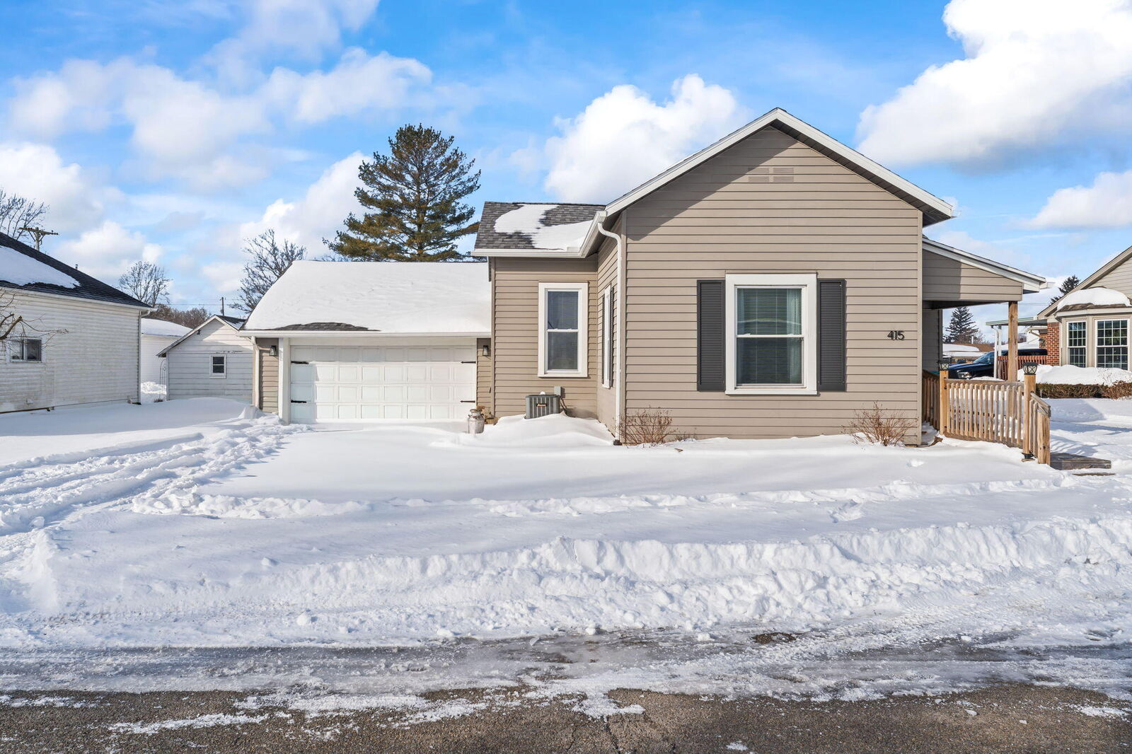 Property Photo:  415 S Wall Street  OH 45318 