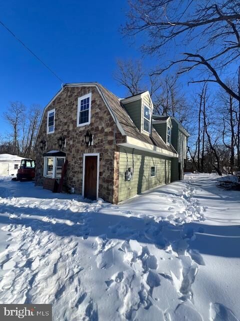 Property Photo:  2034 Locust Street  PA 19061 