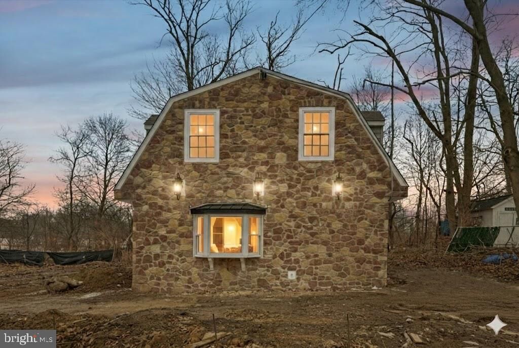 Property Photo:  2034 Locust Street  PA 19061 