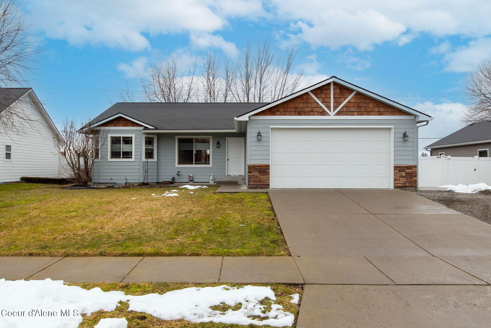 Property Photo:  14743 N Nixon Loop  ID 83858 